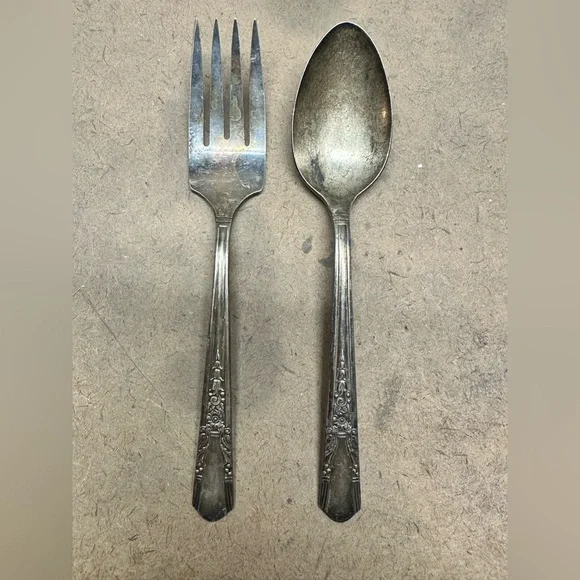 Silverware Earrings - Picture 8 of 9